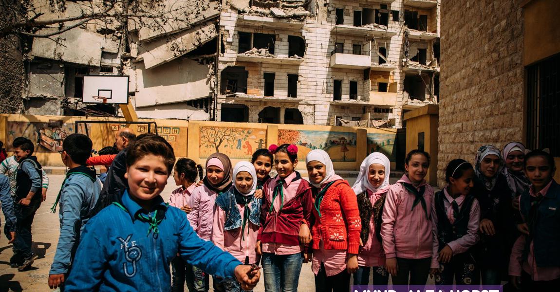 Skólinn er skjól fyrir ógninni