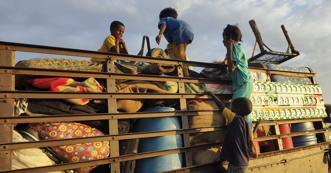 Súdanir eygja von í mestu mannúðarkrísu í heimi