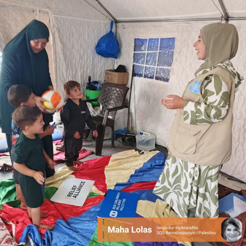 Frá SOS búðum á Gaza - Öll börn þurfa einhvern sem veitir þeim athygli og umhyggju, stendur með þeim og hefur trú á þeim.