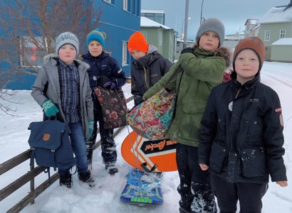 Ofurhetjur baka snúða til styrktar SOS Barnaþorpunum