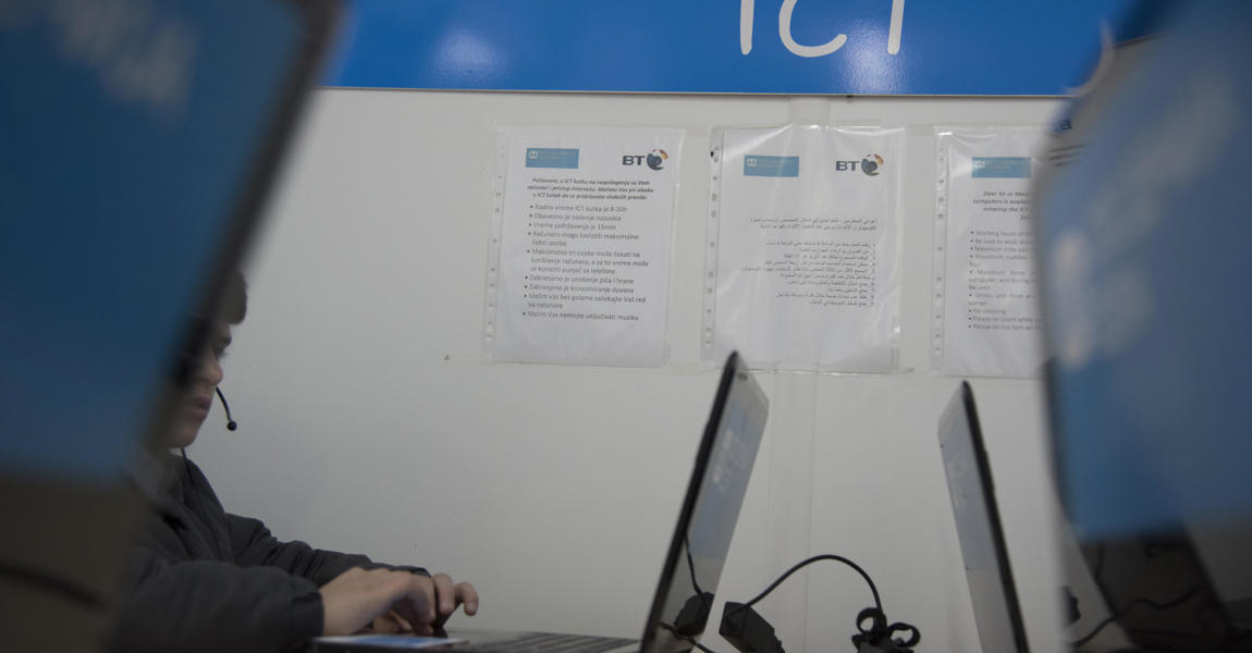 Tilkynning vegna netárásar